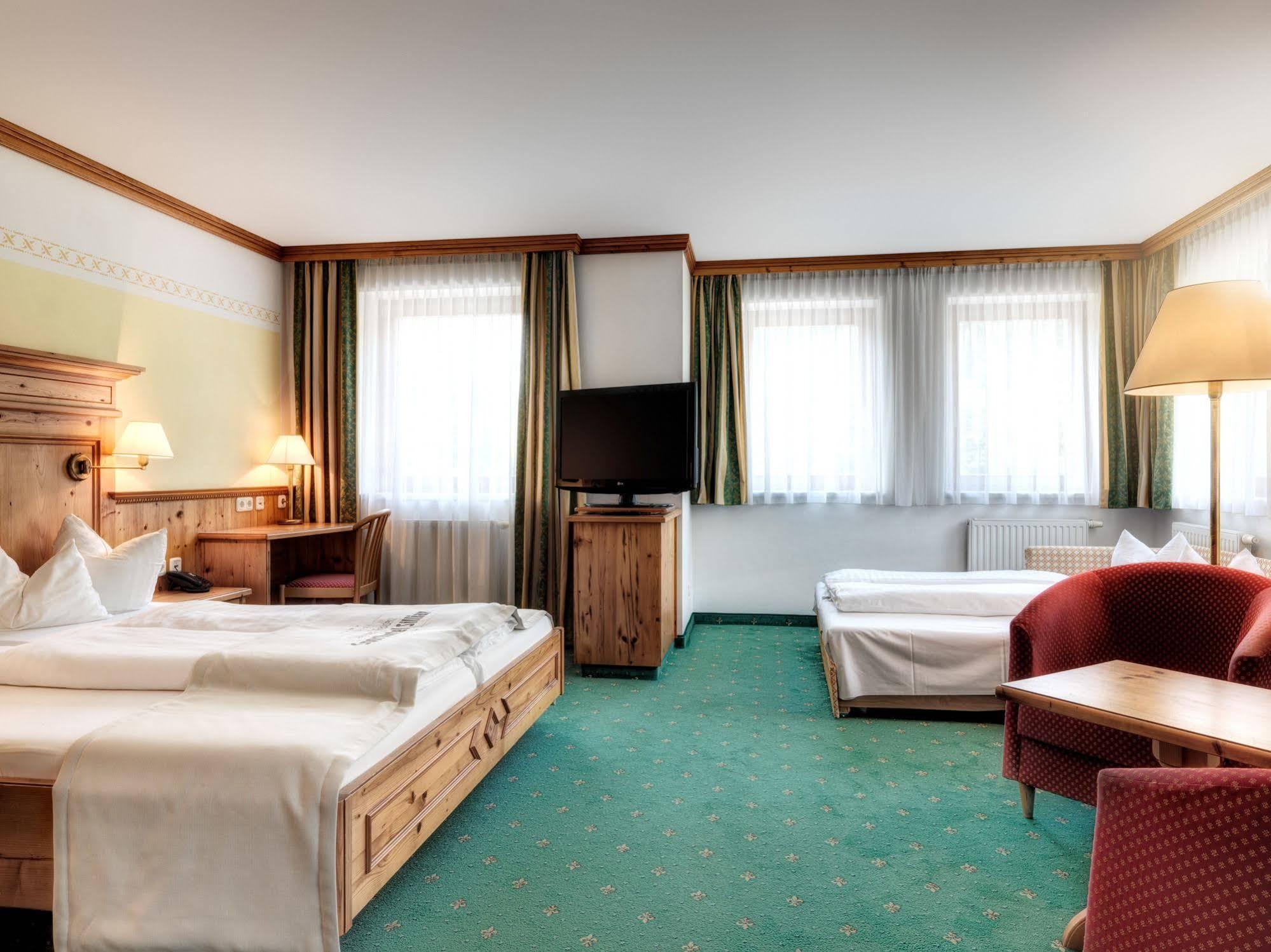 Dolomiten Residenz - Sporthotel Sillian Eksteriør bilde